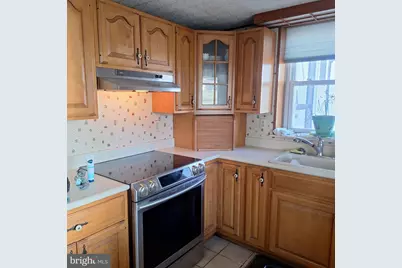 5926 Chichester, Aston, PA 19014 - Photo 3