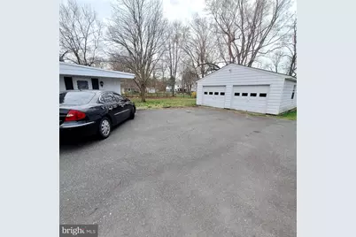 5926 Chichester, Aston, PA 19014 - Photo 25