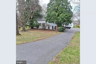 5926 Chichester, Aston, PA 19014 - Photo 1