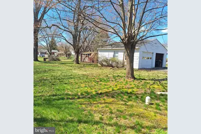 5926 Chichester, Aston, PA 19014 - Photo 13