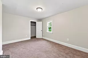 1042 Randall Ave, Upper Chichester, PA 19061 - Photo 17