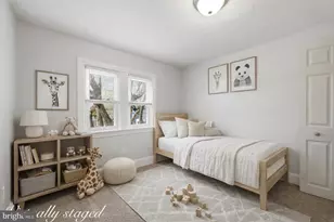 1042 Randall Ave, Upper Chichester, PA 19061 - Photo 13