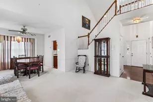 203 N Silver Fox Dr, Glen Mills, PA 19342 - Photo 11