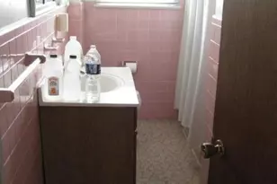 1025 Scott Ave, Upper Chichester, PA 19061 - Photo 15