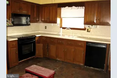 1025 Scott Avenue, Upper Chichester, PA 19061 - Photo 9