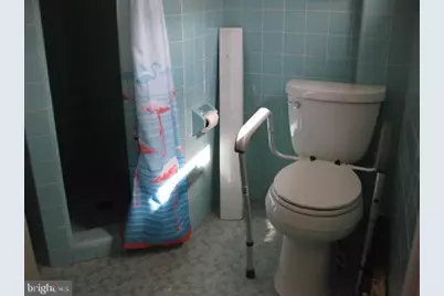 1025 Scott Avenue, Upper Chichester, PA 19061 - Photo 17