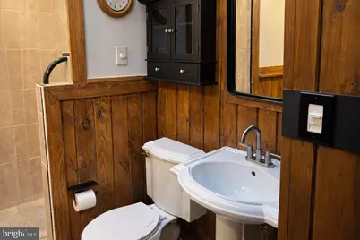 227 N Linden Avenue, Upper Darby, PA 19082 - Photo 9