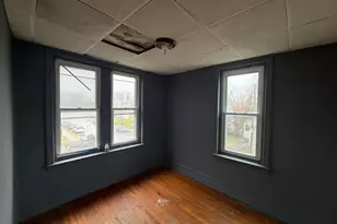 800 W 11th St, Chester, PA 19013 - Photo 13