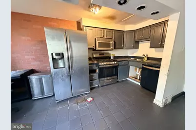 327 W 21st Street, Chester, PA 19013 - Photo 5