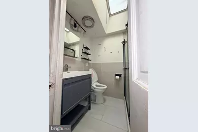 327 W 21st Street, Chester, PA 19013 - Photo 17