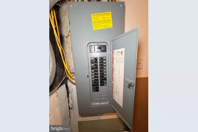 327 W 21st Street, Chester, PA 19013 - Photo 29