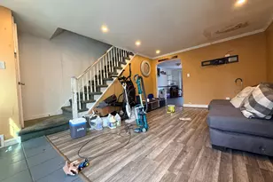 327 W 21st St, Chester, PA 19013 - Photo 3