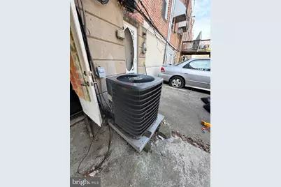 327 W 21st Street, Chester, PA 19013 - Photo 33