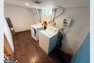 327 W 21st Street, Chester, PA 19013 - Photo 23