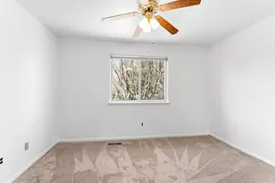 1334 Rolling Glen Dr, Upper Chichester, PA 19061 - Photo 13