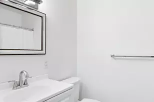 1334 Rolling Glen Dr, Upper Chichester, PA 19061 - Photo 15