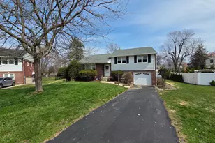 811 Coppock Ln, Springfield, PA 19064 - Photo 1