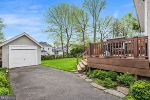 521 Strathmore Rd, Havertown, PA 19083 - Photo 17