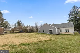 711 Hedgerow Dr, Broomall, PA 19008 - Photo 27