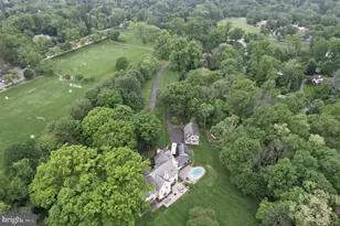 846 Maplewood Rd, Wayne, PA 19087 - Photo 3