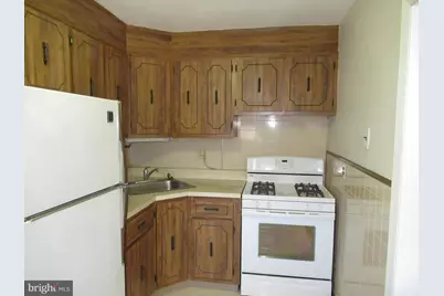 654 Beech Avenue, Glenolden, PA 19036 - Photo 7