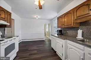 5239 Arrowhead Ln, Drexel Hill, PA 19026 - Photo 9