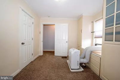 240 Wadas Avenue, Upper Darby, PA 19082 - Photo 47