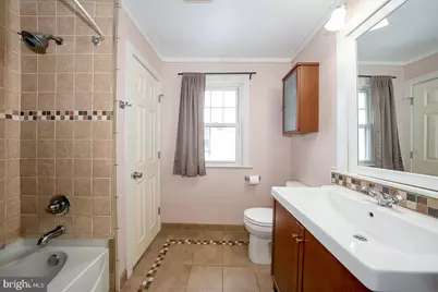 240 Wadas Avenue, Upper Darby, PA 19082 - Photo 41