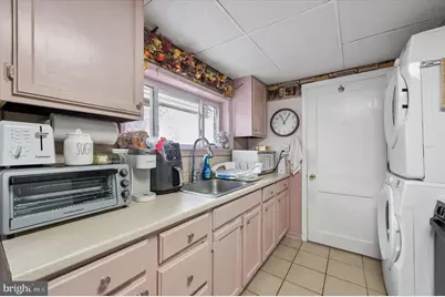 18 W 3rd Street, Marcus Hook, PA 19061 - Photo 19