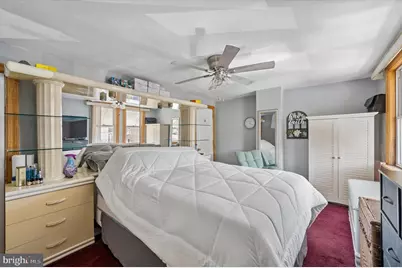 18 W 3rd Street, Marcus Hook, PA 19061 - Photo 13