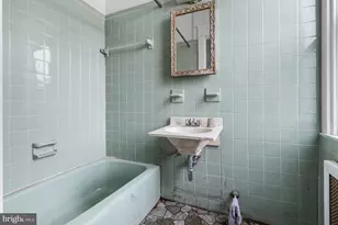 524 E 21st St, Chester, PA 19013 - Photo 23