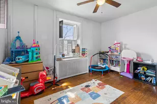 524 E 21st St, Chester, PA 19013 - Photo 27