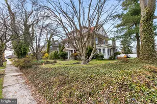 524 E 21st St, Chester, PA 19013 - Photo 5