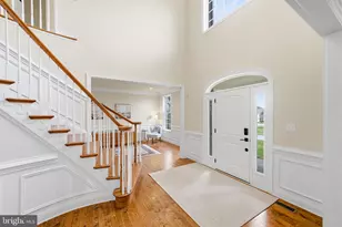 305 Green Bank Ln, Newtown Square, PA 19073 - Photo 3