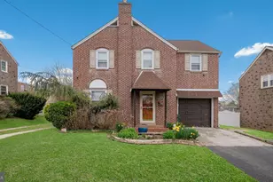 907 Kenwood Rd, Drexel Hill, PA 19026 - Photo 1