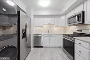 201 Painters Crossing, Chadds Ford, PA 19317 - Photo 7