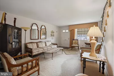 2430 Stoneybrook Lane, Drexel Hill, PA 19026 - Photo 3