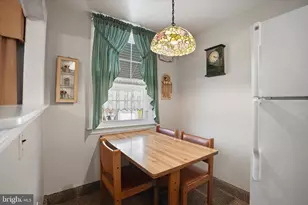 2430 Stoneybrook Ln, Drexel Hill, PA 19026 - Photo 5