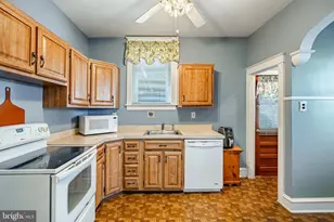 220 W Albemarle Ave, Lansdowne, PA 19050 - Photo 11