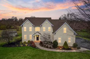 26 Woodside Farm Dr, Garnet Valley, PA 19060 - Photo 1