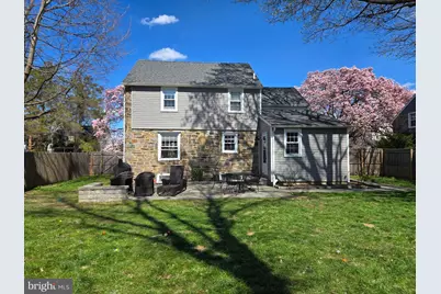 208 Parham Road, Springfield, PA 19064 - Photo 3