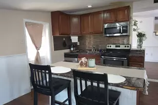 916 Spruce St, Collingdale, PA 19023 - Photo 1