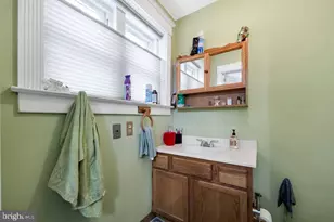 373 Upland Way, Drexel Hill, PA 19026 - Photo 15