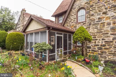 373 Upland Way, Drexel Hill, PA 19026 - Photo 7
