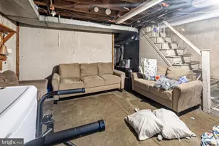 141 W 21st St, Chester, PA 19013 - Photo 13