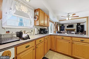 4305 Riders Ln, Upper Chichester, PA 19061 - Photo 13