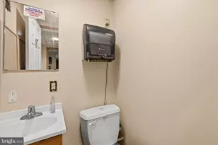 4305 Riders Ln, Upper Chichester, PA 19061 - Photo 31