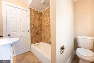 2013 Edgmont Ave, Chester, PA 19013 - Photo 11