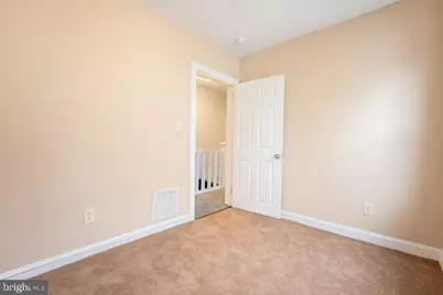 2013 Edgmont Avenue, Chester, PA 19013 - Photo 9