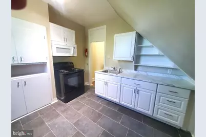 220 S Scott Avenue #3RD FLOOR, Glenolden, PA 19036 - Photo 3